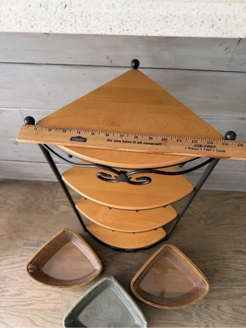 Longaberger Wrought Iron Large Corner Rack Stand & 4 woodcrafts shelves & Basket